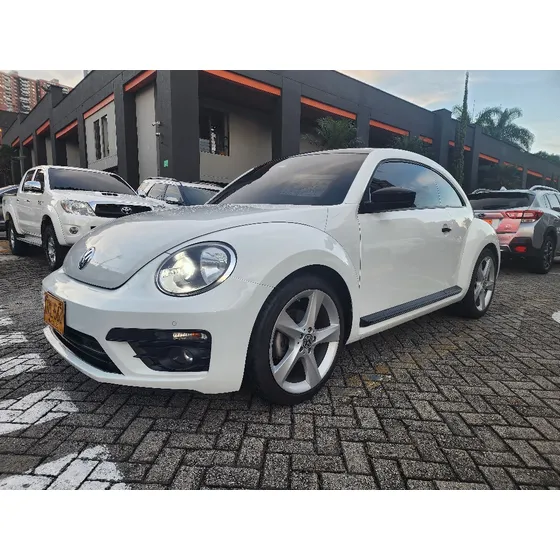 Volkswagen New Beetle Volkswagen New Beetle 2.5 Sport