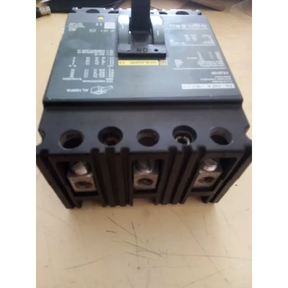 Interruptor Termomagnético Trifásico Square D 100 Amps