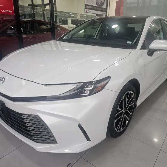 Toyota Camry 2026 2.5 Xle Hev