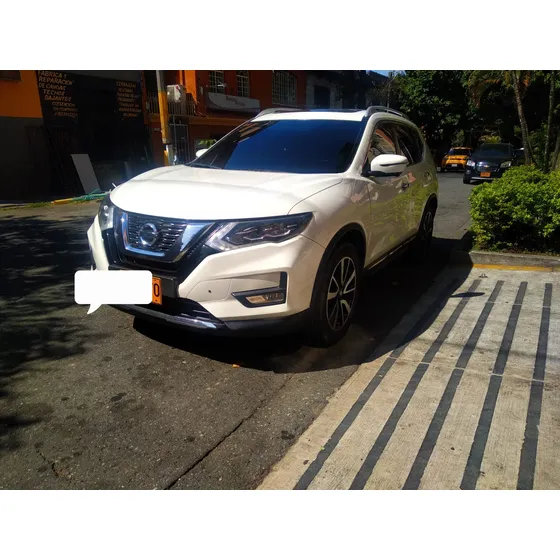 Nissan X-trail 2.5 Exclusive
