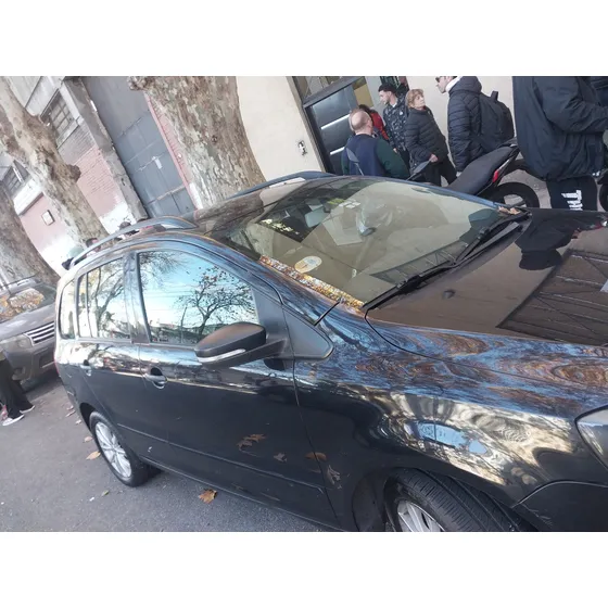 Volkswagen Suran 1.6 Comfortline 101cv