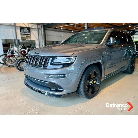 Jeep Grand Cherokee Srt8