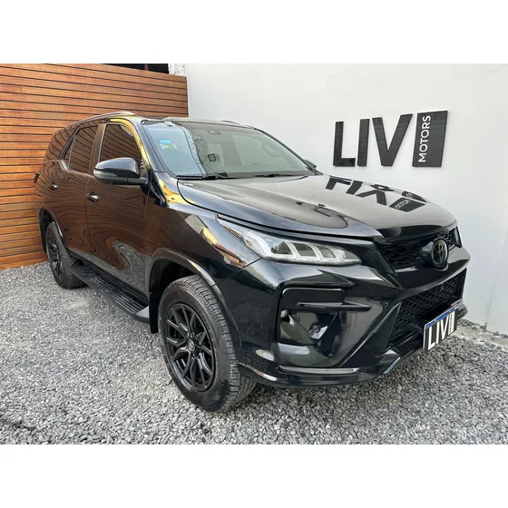 Toyota Hilux Sw4 2.8 Tdi Gr-s 4x4 7as 6at