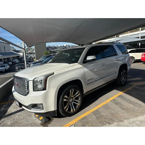 Gmc Yukon 6.2 Denali 8 Vel Awd At