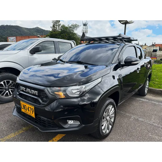 Ram 700 1.4 Big Horn Crew