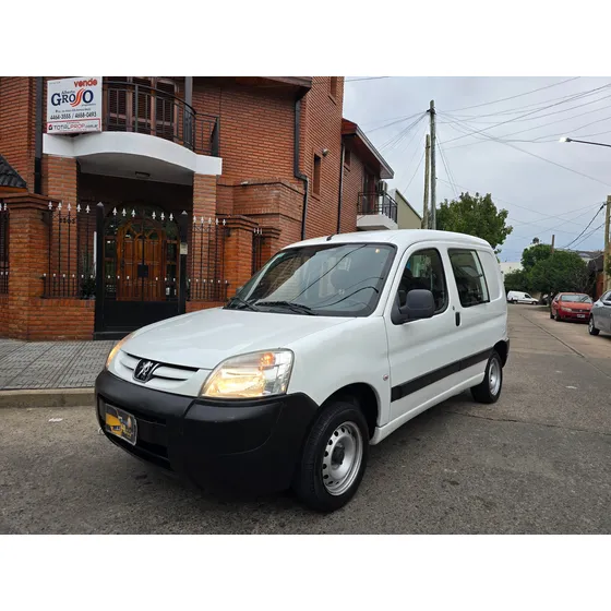 Peugeot Partner 1.4 Furgon Presence Aa