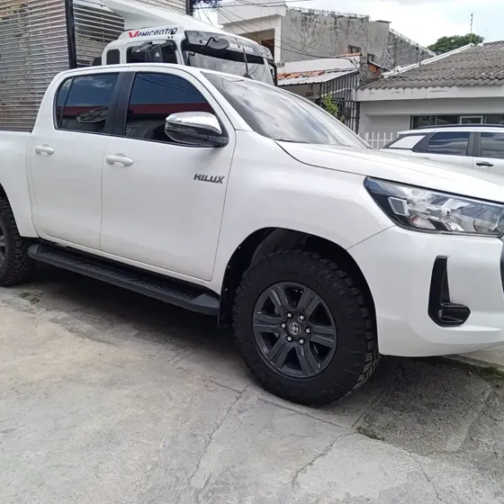 Toyota Hilux 2022 2.7l