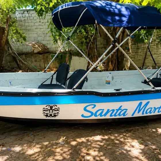 Lanchada 18 Pies Motor 25 Caballos Yamaha