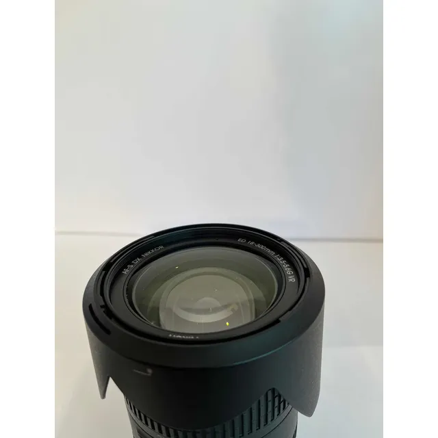 Vendo Objetivo Nikon Af-s 18:300mm 1:3.5-5.6g. Ed Dx