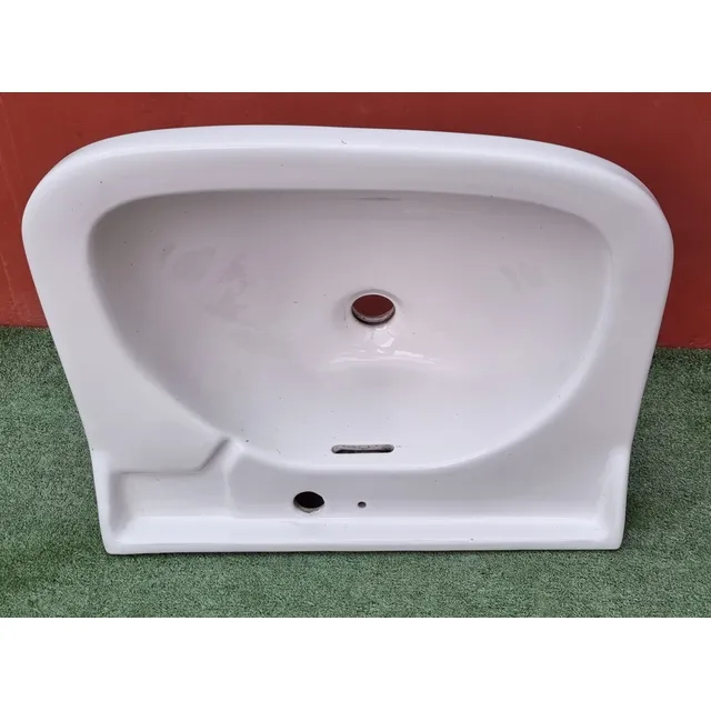 Lavadero De Un Caño De Loza Blanco De Trebol Vitreos.