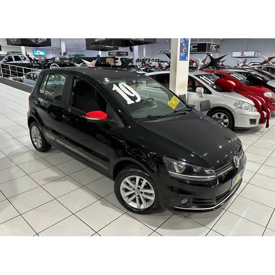 Volkswagen Fox 1.6 Connect Total Flex I-motion 5p