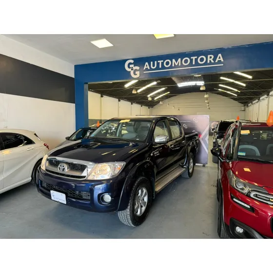 Toyota Hilux Pick-up 3.0 Cd Srv Cuero I 171cv 4x2