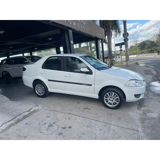 Fiat Siena 1.0 El Flex 4p