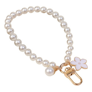 Llavero Con Colgante De Flores Y Perlas Llavero Con Colgante De Flores Y Perlas