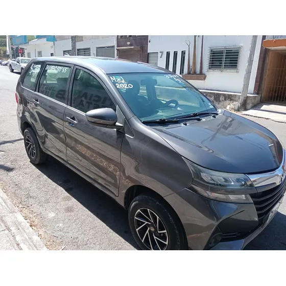 Toyota Avanza 1.5 Le At