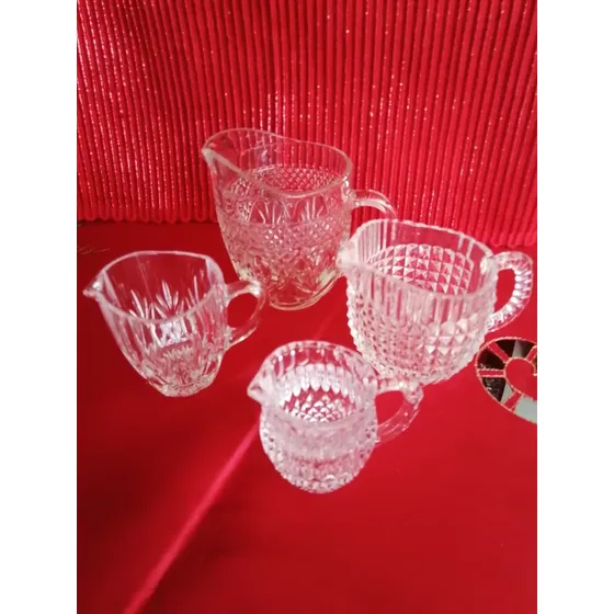 Juego De Jarras Pequeñas De Cristal