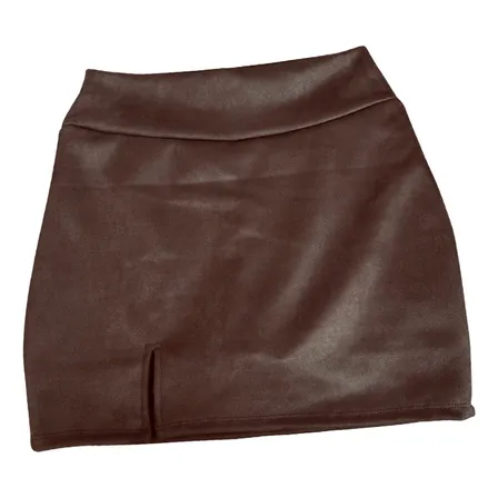 Falda De Gamuza Con Short Interno