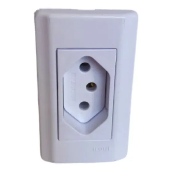 Tomada P/ Moveis Ilumi 2p T Branca 10a 250v Nbr 14136