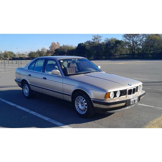 Bmw Serie 5 2.0 520i Sedan