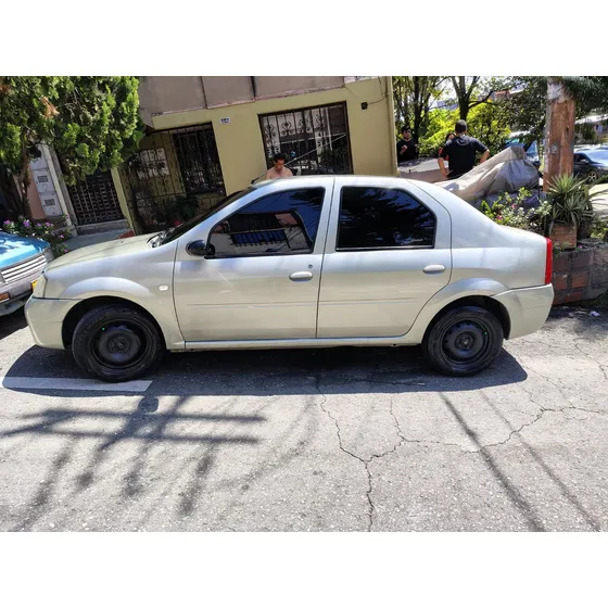 Renault Logan 1.4 Entry Familier