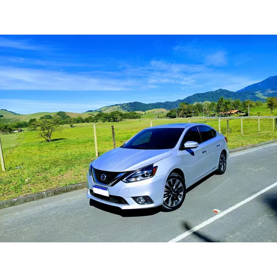 Nissan Sentra 2.0 Sl Flex Aut. 4p