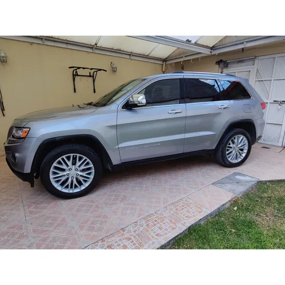 Jeep Grand Cherokee 5.7 Limited Premium V8 4x2 Mt