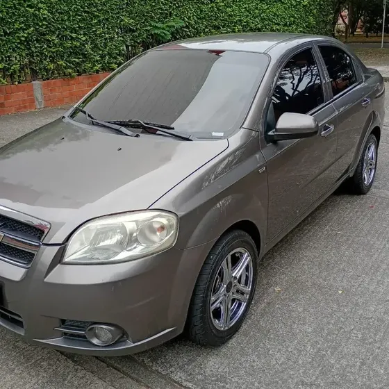 Chevrolet Aveo Emotion 2012 1.6l