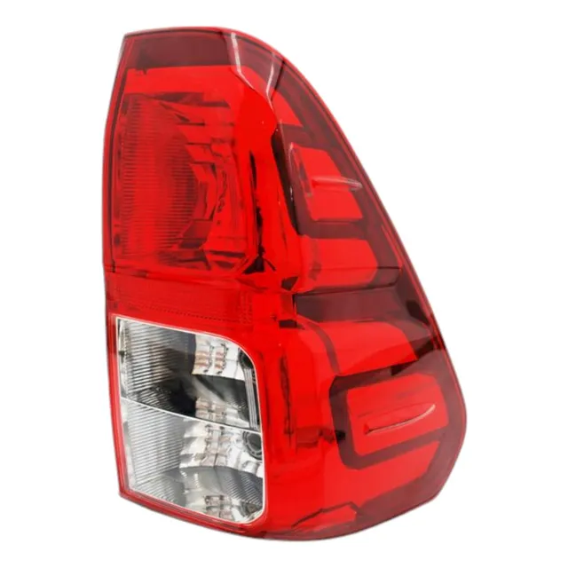Calavera Toyota Hilux 2016 2017 18 19 20 21 22 23 2024 Clara