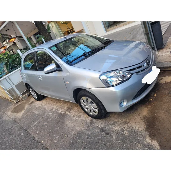 Toyota Etios 1.5 Xs