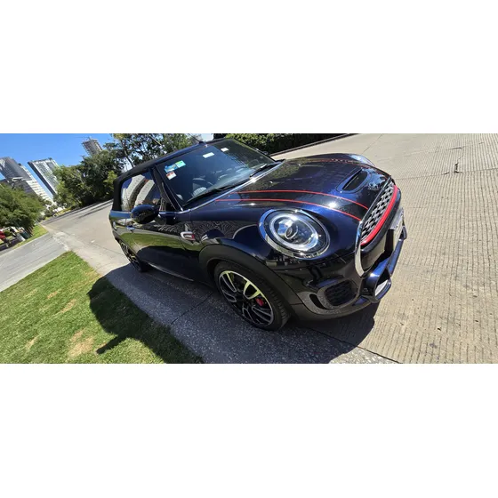 Mini John Cooper Works 2.0 Hot Chilli At