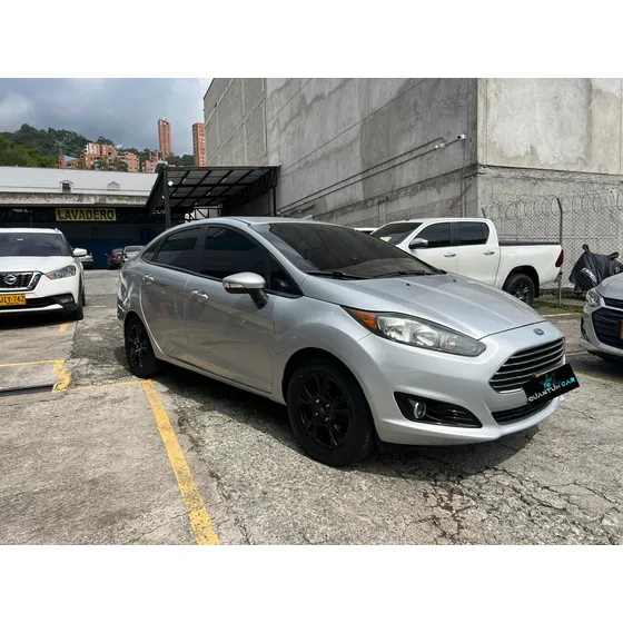 Ford Fiesta 1.6 Sportback Se Mecánica