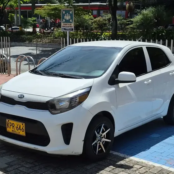 Kia Picanto 2022 1.25 Vibrant Mt. 4x2