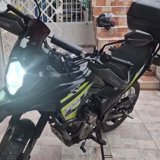 Akt Ds 200 Full