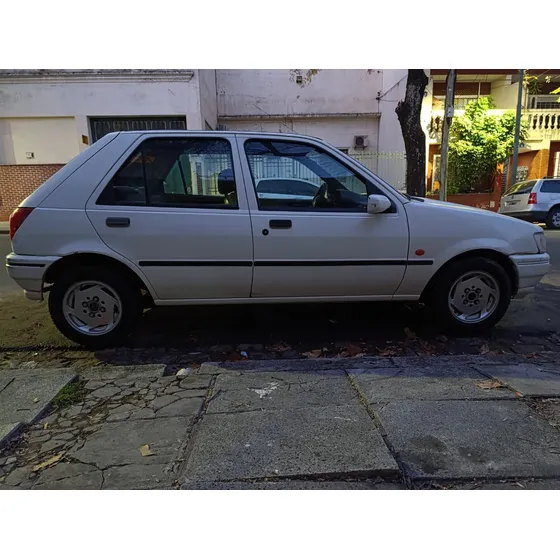 Ford Fiesta 1.6 Clx