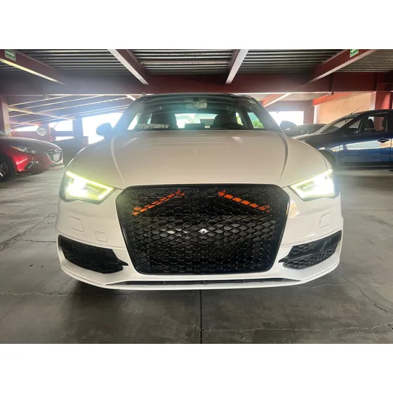 Audi A3 1.8 Sedán Ambiente At