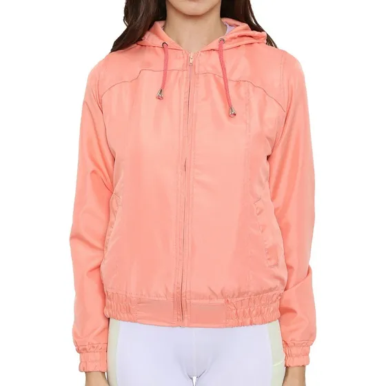 Campera Mujer Deportiva Impermeable Nylon Liviana Y Capucha