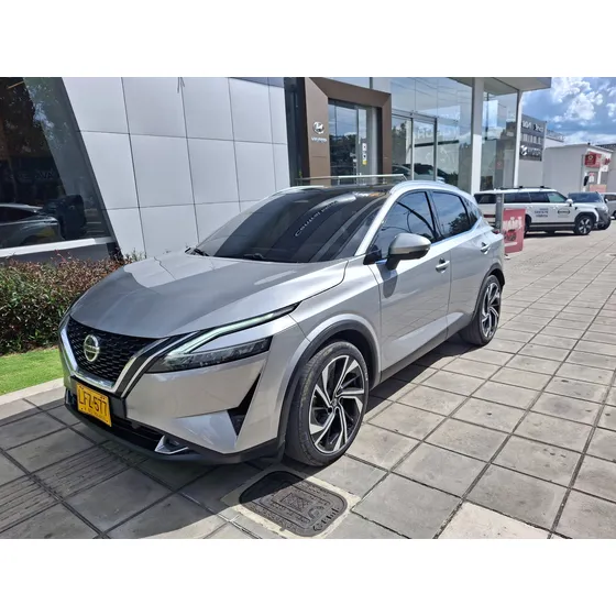 Nissan Qashqai 1.3 Turbo Exclusive
