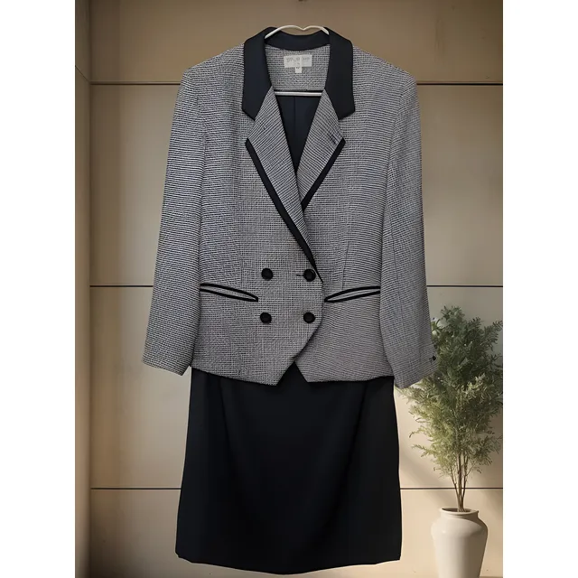 Conj. Blusa Chaqueta Falda Estampas Gris Plomo Y Negro T16