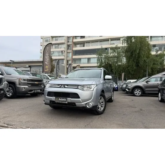 Mitsubishi Outlander Station Wagon