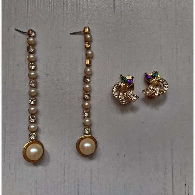 Zarcillos De Bisutería Para Fiestas Color Dorado, Usados