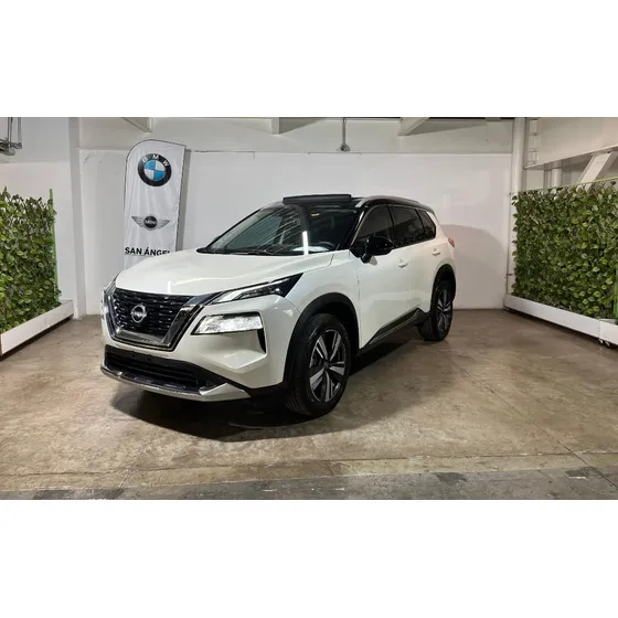 Nissan X-trail 2.5 Platinum Plus 3 Row Cvt