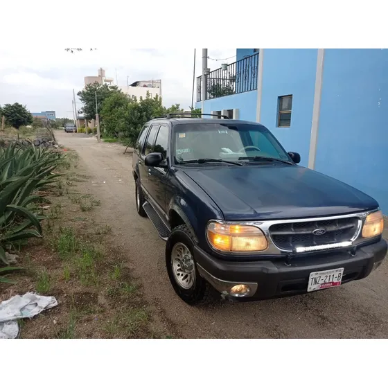 Ford Explorer 4.0 Xlt V6 4x2 Piel Version Equipada