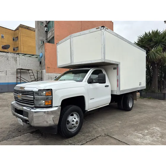 Chevrolet Silverado 6.0 3500 Chasis Cabina Wt Mt