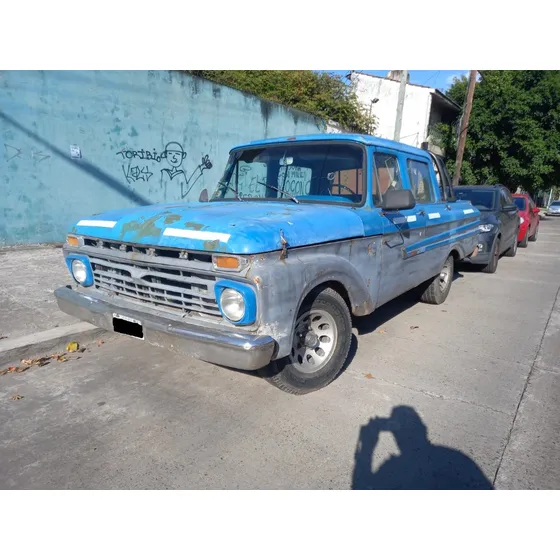 F-100 V8 Doble Cabina