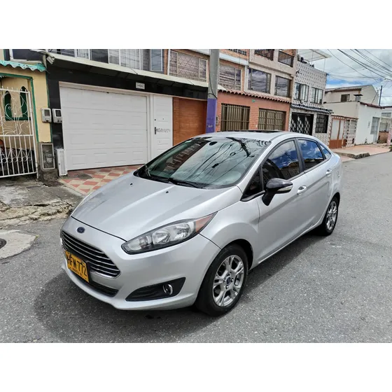 Ford Fiesta Se Sunroof