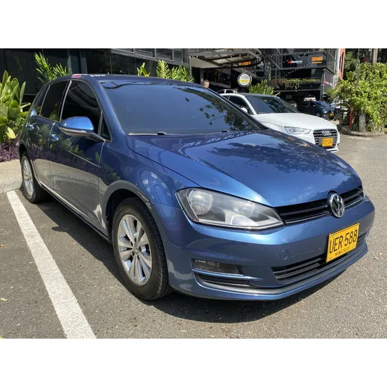 Volkswagen Golf 1.6 Comfortline Mt