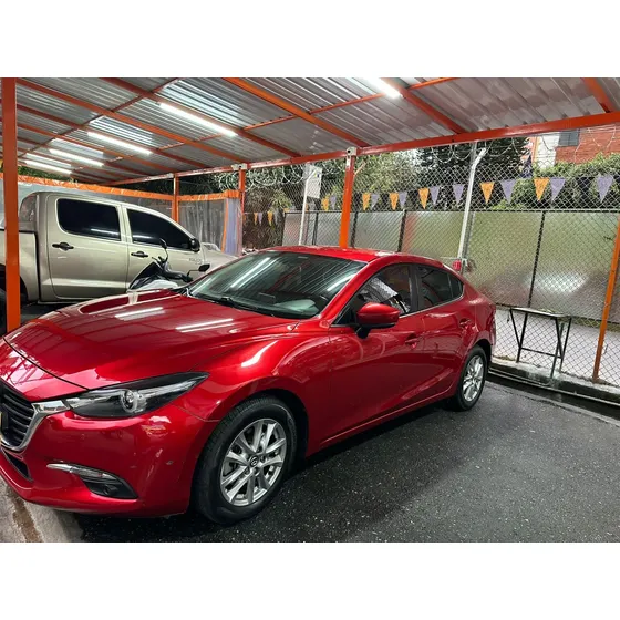 Mazda 3 2.0 Touring At