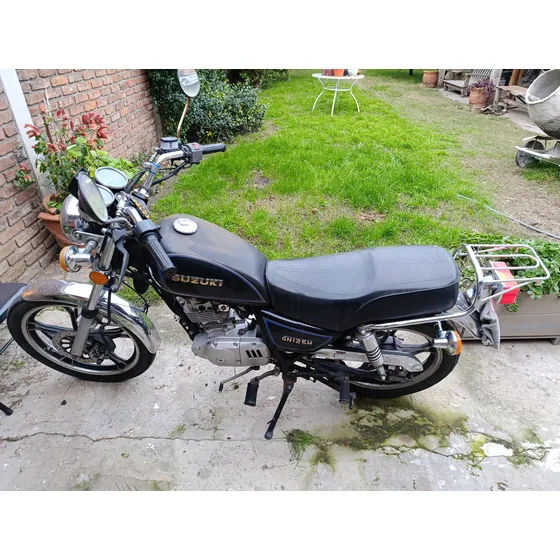Suzuki Gn 125