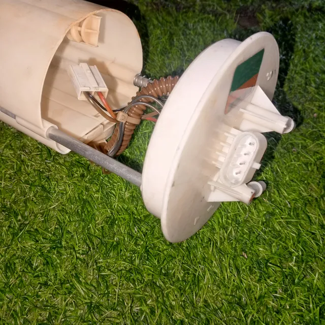 Carcasa Módulo De Gasolina De Ford Ecosport Original 100%