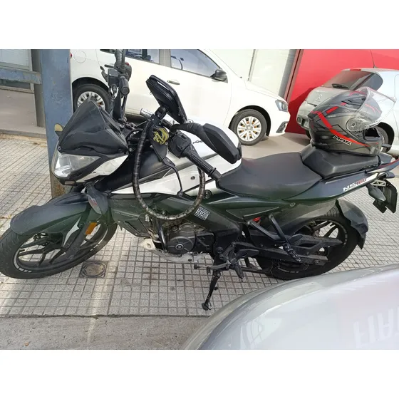 Rouser Ns 160